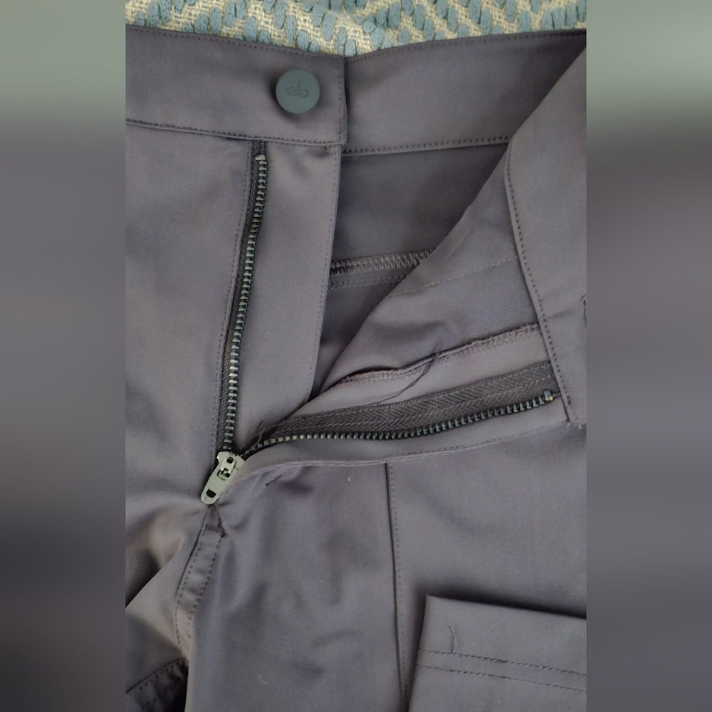 Alo men pants 👖 - Picture 6 of 11